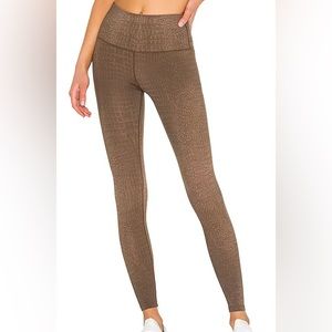 Varley Luna 7/8 leggings in Alligator - size XS